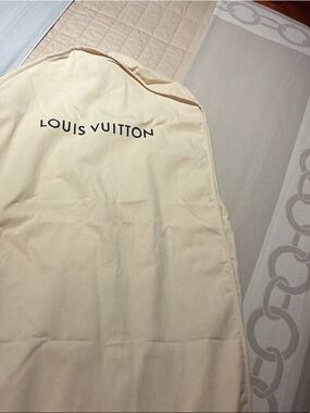 Louis Vuitton Beige Cream Logo Garment Cover authentic
